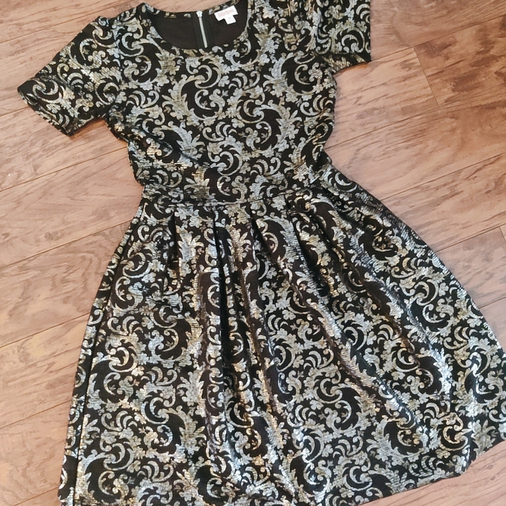 COPY - Amelia dress Lularoe M